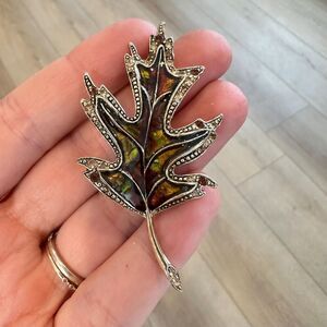 Vintage Liz Claiborne Signed Leaf Brooch Pin Enamel Gold Tone Rhinestones Fall